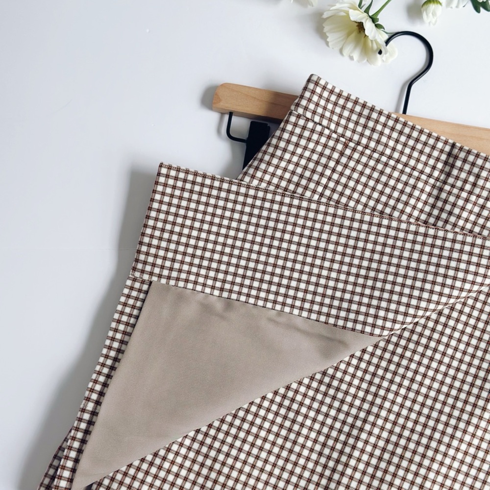 NWOT Women’s Theory Plaid Tan Checkered Mini Skirt - Picture 4 of 7